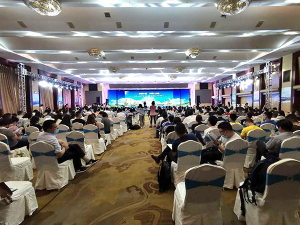 湖南世瑞環(huán)?？萍加邢薰?株洲治理餐飲油煙污染,廚房清理