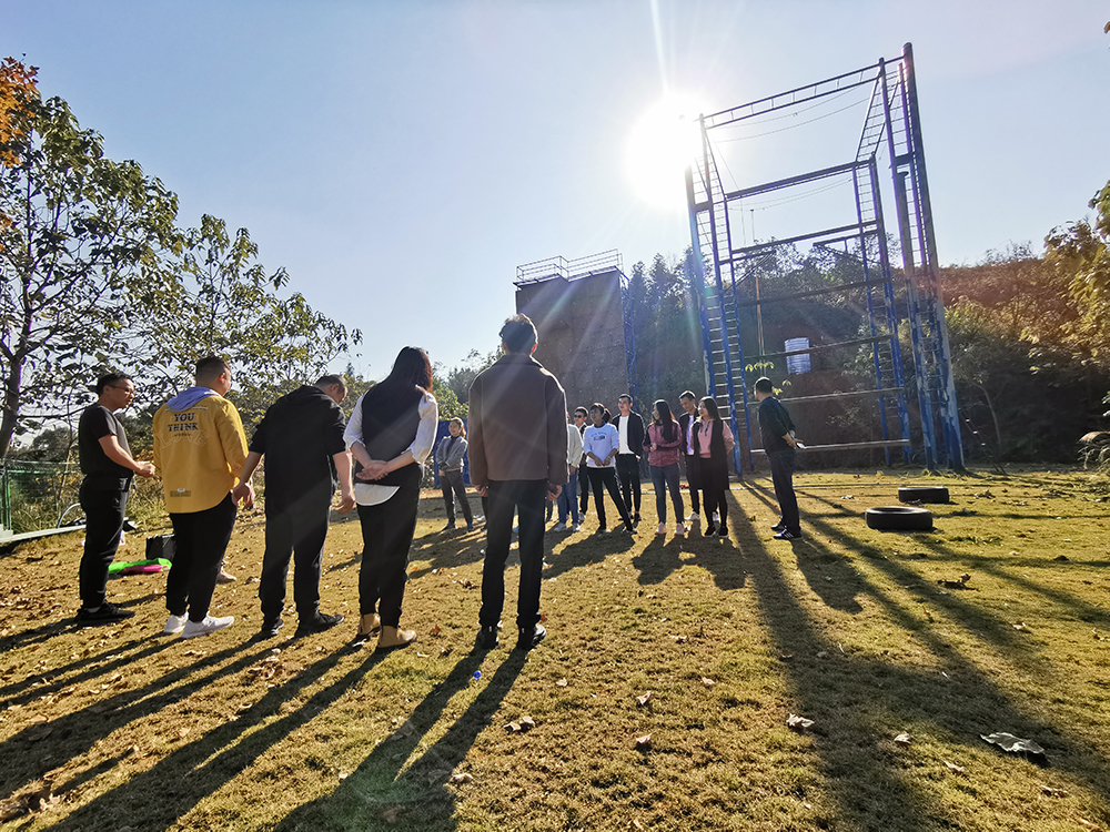 湖南世瑞環(huán)?？萍加邢薰?株洲治理餐飲油煙污染,廚房清理